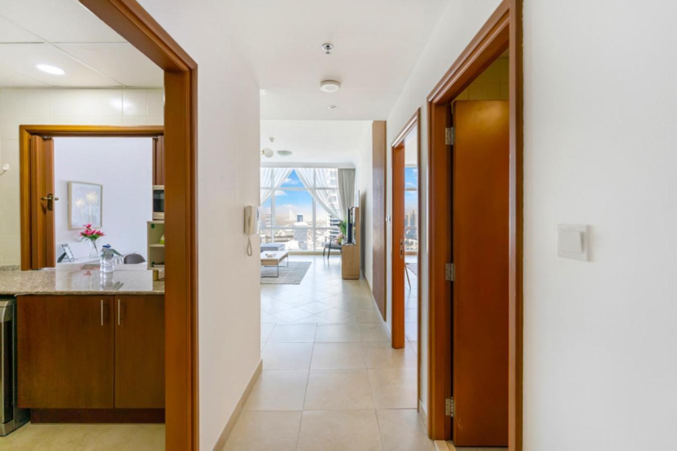 Fam Living - Mag 218 Tower, Sea View Apartment Dubai