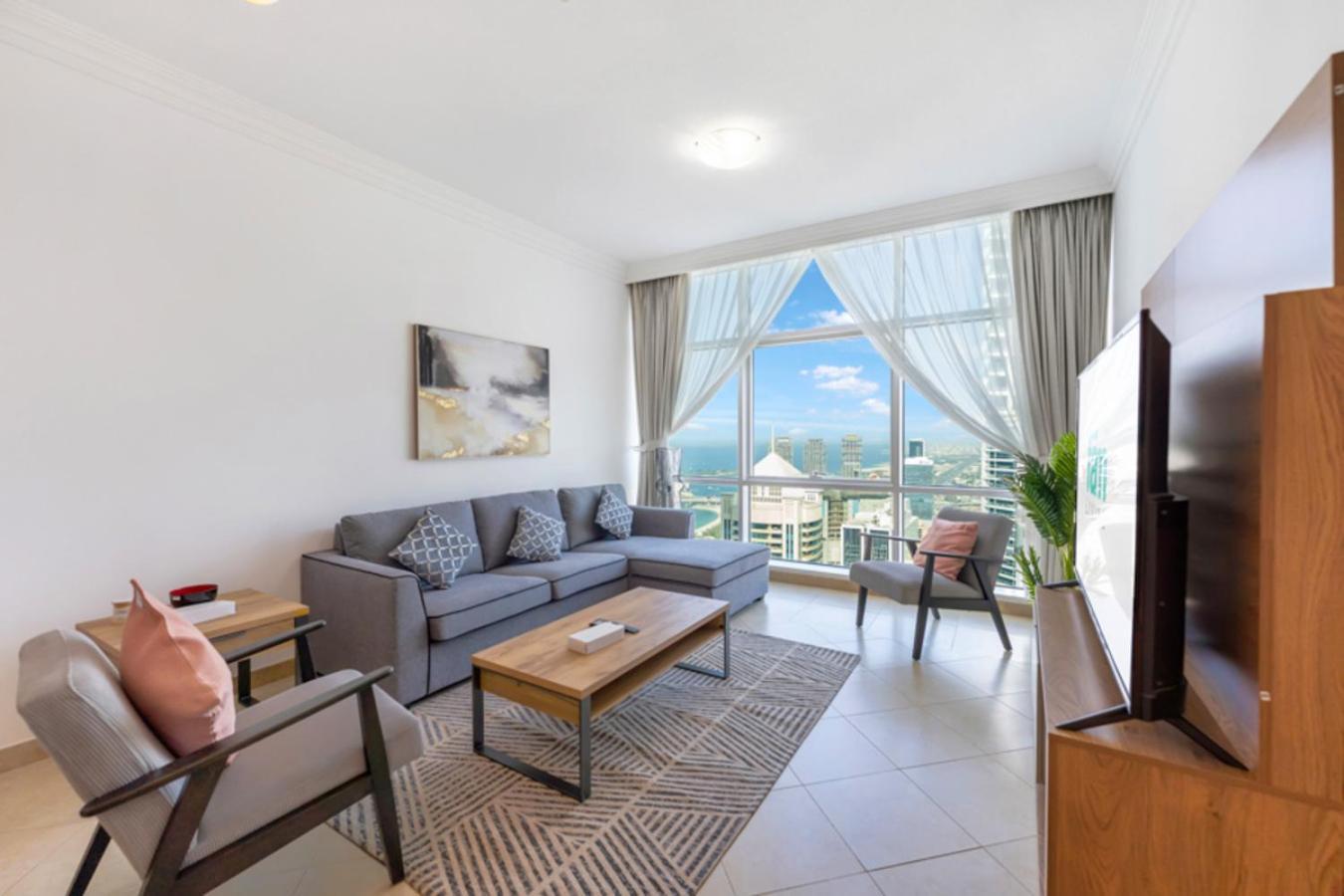 Fam Living - Mag 218 Tower, Sea View * Dubai
